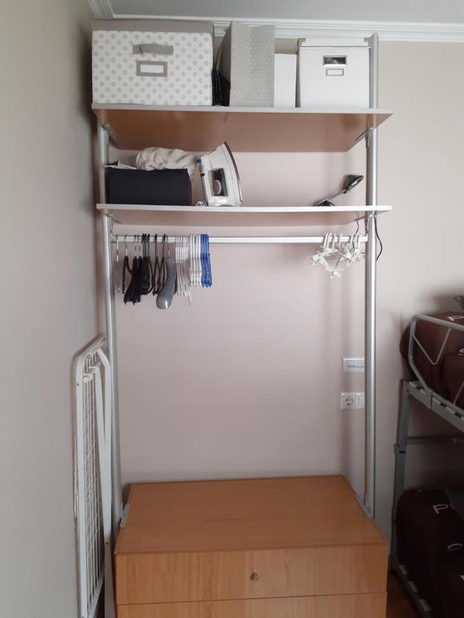 Atico Centrico Con Piscina Comunitaria Apartment Ribadeo Bagian luar foto