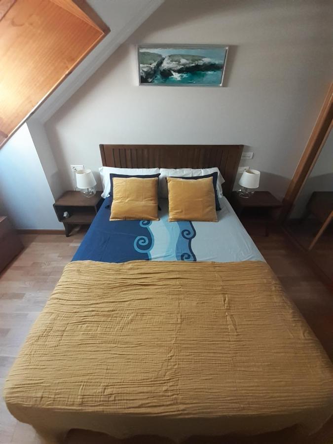 Atico Centrico Con Piscina Comunitaria Apartment Ribadeo Bagian luar foto